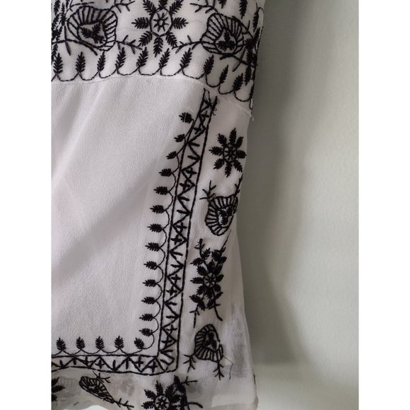 John Paul Richard Uniform Womens White Black Embroidered Top Size L Waist Tie - Picture 4 of 5